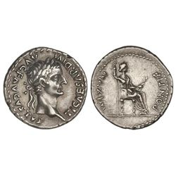 Denario. - Acuñada el 14-37 d.C. - TIBERIO. - Anv.: TI. CAESAR DIVI. AVG. F. AVGVSTVS. Busto lauread