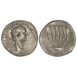 Tetradracma cistofórico. - Acuñada el 98-99 d.C. - TRAJANO. - Anv.: IMP. NERVA CAES. TRAIAN. AVG. P.