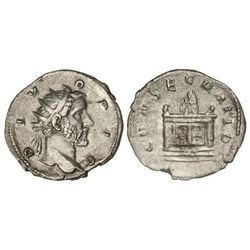 Antoniniano. - 138-161 d.C. - ANTONIO PÍO. - RESTITUCIÓN DE TRAJANO DECIO. - Anv.: DIVO PIO. Cabeza