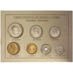 Serie 7 monedas 10 Céntimos a 50 Pesetas. - 1957 (*64). - - En cartón original de la F.N.M.T. Esta p