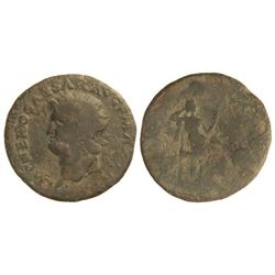 Dupondio. - Acuñada el 54-55 d.C. - NERÓN. - Anv.: IMP. NERO CAESAR AVg. P. MAX. TR. P. P. P. Cabeza