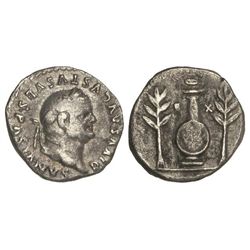 Denario. - Acuñada el 80-81 d.C. - VESPASIANO. - Anv.: DIVVS AVGVSTVS VESPASIANVS. Cabeza laureada a