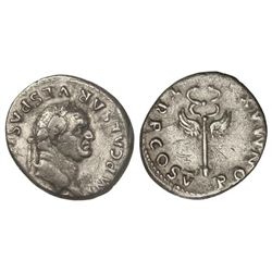 Denario. - Acuñada el 74 d.C. - VESPASIANO. - Anv.: IMP. CAESAR VESPASIANVS AVG. Cabeza laureada a d