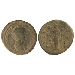 As. - Posterior 141 d.C. - FAUSTINA MADRE. - Anv.: DIVA AVGVSTA FAVSTINA. Busto con velo a derecha.