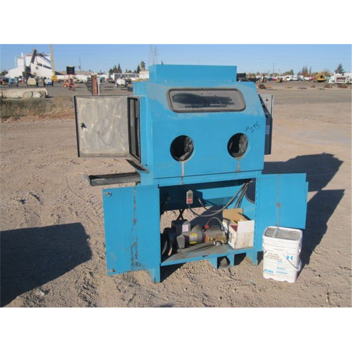 ADF 550 Glove Box Parts Washer