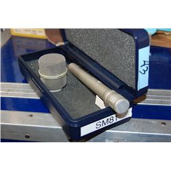 Shure SM 81 Microphone w/ clip