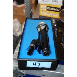 Sennheiser MD 431U Microphone w/ stand clip and broken mic clip