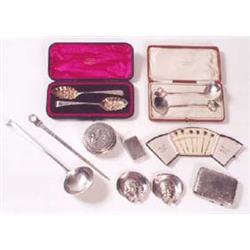 An Edwardian silver oblong cigar case,