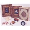 Image 1 : A  gold-mounted  hardstone  etui case, late