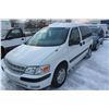 Image 1 : 2004 WHITE CHEVROLET VENTURE VAN (UTILITY)