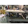 Image 1 : RYOBI 10' TABLE SAW