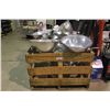 Image 1 : BIN OF ASSORTED SHOP LIGHTS