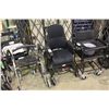Image 1 : BLACK EZ-SHIFT WHEELCHAIR
