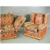 Image 1 : A 1930's knole settee with 2 armchairs, ap...
