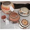 Image 1 : Five Southwest Pottery Item Grouping