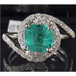 14K WHITE GOLD EMERALD AND DIAMOND RING - SIZE 7.25