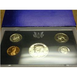 1972 US PROOF SET (WITH BOX) CRACKED CASE