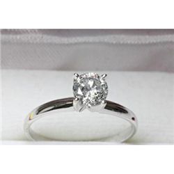 0.85ctw Diamond Solitaire Ring Color G to H, Clarity I1 to I2