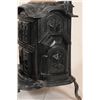 Image 10 : Cast Iron Stove From Jamie Maverick Estate