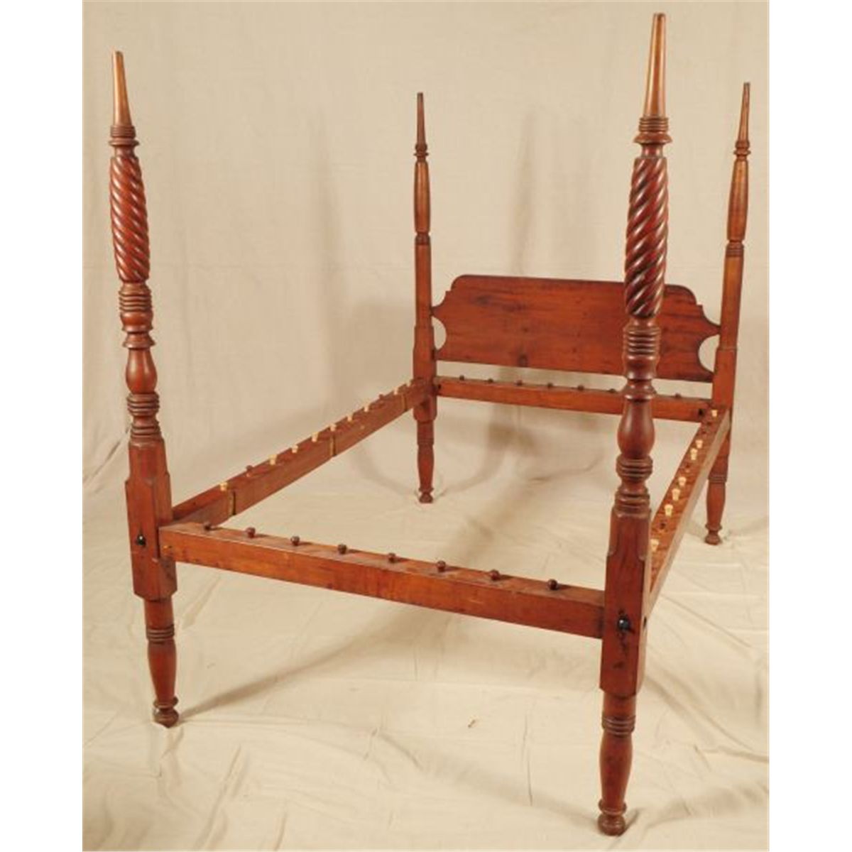 Four Poster Rope Bed