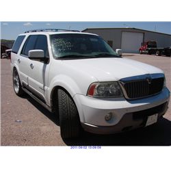 2004 - LINCOLN NAVIGATOR