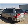 Image 4 : 2004 - TOYOTA SIENNA