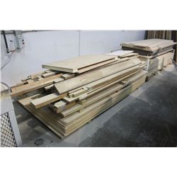 PALLET OF ASSORTED WOOD