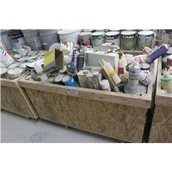 MOBILE CART AND PAINT CONTENTS