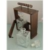 Image 2 : 2 Glass Decanters w/ Wooden Portable Carrying Case