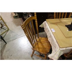 4 CLASSIC WOODEN RESTAURANT CHAIRS