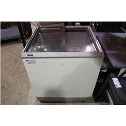 CARAVELL CELCOLD GLASS TOP CHEST FREEZER