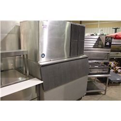 HOSHIZAKI STAINLESS STEEL ICE MAKER WITH HOPPER
