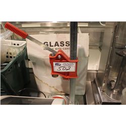 HAND CRANK CORKER WITH CORKS