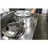 Image 1 : LOT OF POTS & FRYING PANS