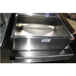 STAINLESS STEEL ICE BASIN WITH SHELF