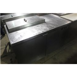 TRUE STAINLESS STEEL DOUBLE DOOR PREP STATION