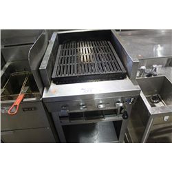 MONTAGUE STAINLESS STEEL GAS GRILL