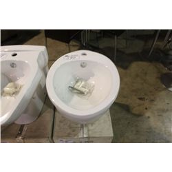 NEW WHITE MODEL V-8570 FLOOR MOUNT BIDET BASIN