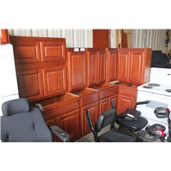 CHERRY 13 PEICE 10X10 KITCHEN CABINET SET WITH