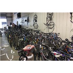 WHITE SUPER CYCLE TOUR BIKE