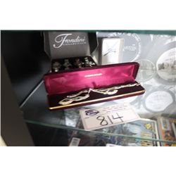 ASSORTED COSTUME JEWLERY