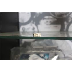 14 KARAT GOLD LADIES DIAMOND RING