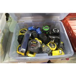 BOX OF TAPE MEASURES