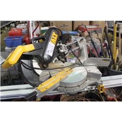DEWALT COMPOUND MITOR SAW WITH FOLDING BENCH