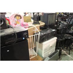 LARGE LOT OF HOUSEHOLD ITEMS & OFFICE CHAIRS