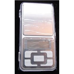 NEW IN BOX 500 GRAM DIGITAL SCALE