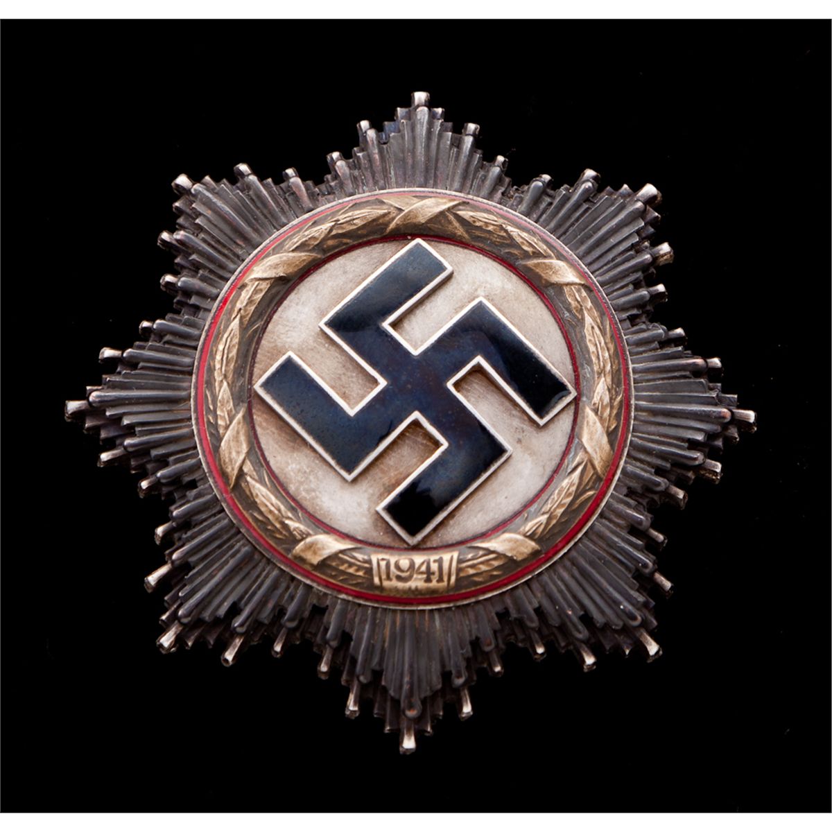 WWII Pres. German Cross in Gold