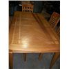 Image 2 : Oak Dining Room Table w/ 5 Chairs and 1 Leaf .