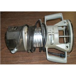 Porter Cable Variable Speed Plunge Router .