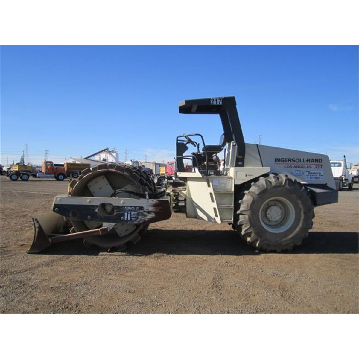 1998 IngersollRand SD115F Sheepsfoot Compactor